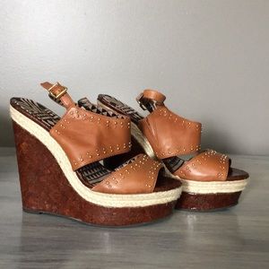 Jessica Simpson wedges